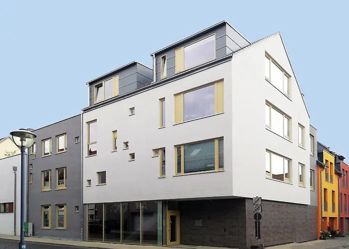 Eckhof Domizil - Grosszuegige Ferienwohnung Mit Kleinem Garten In Der Altstadt Von Gotha